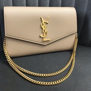 Lk NW YSL UPTOWN CHAIN WALLET ON CHAIN IN GRAIN DE POUDRE EMBOSSED LEATHER